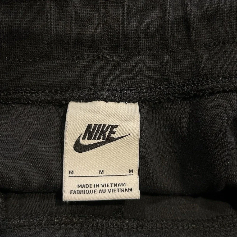 Nike Tech Fleece‎ Pants Mens Medium Black Joggers Tapered Zipper Pocket